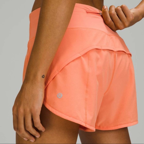 Lululemon Speed Up Mid-Rise Short 4” - Picture 1 of 7